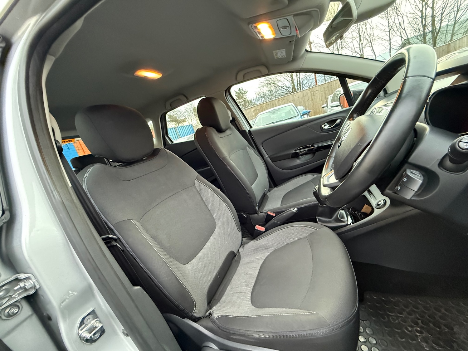 Used Renault Captur 2017 for sale - 73270084: Photo 15