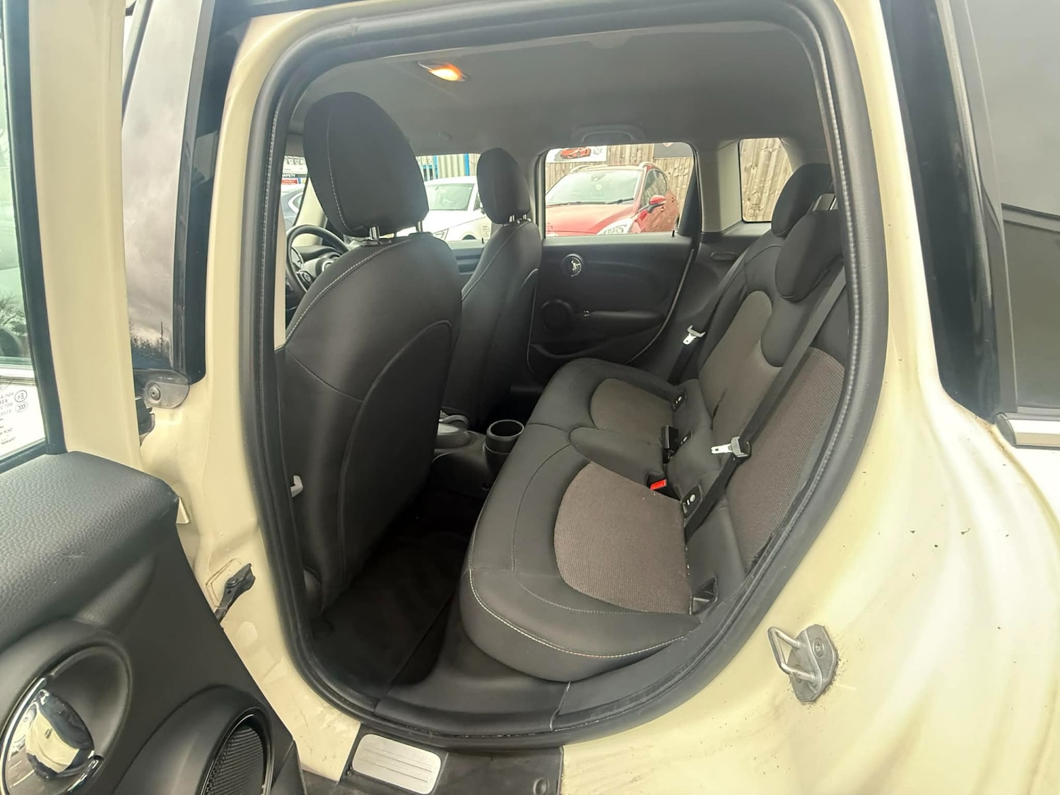 Used MINI Hatch 2019 for sale - 77637006: Photo 9