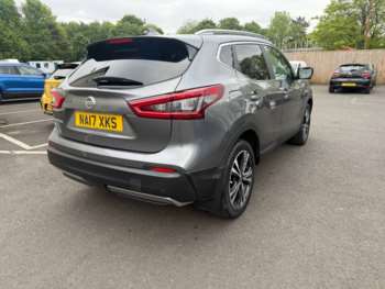 Used Nissan Qashqai 2017 for sale - 74662586: Photo