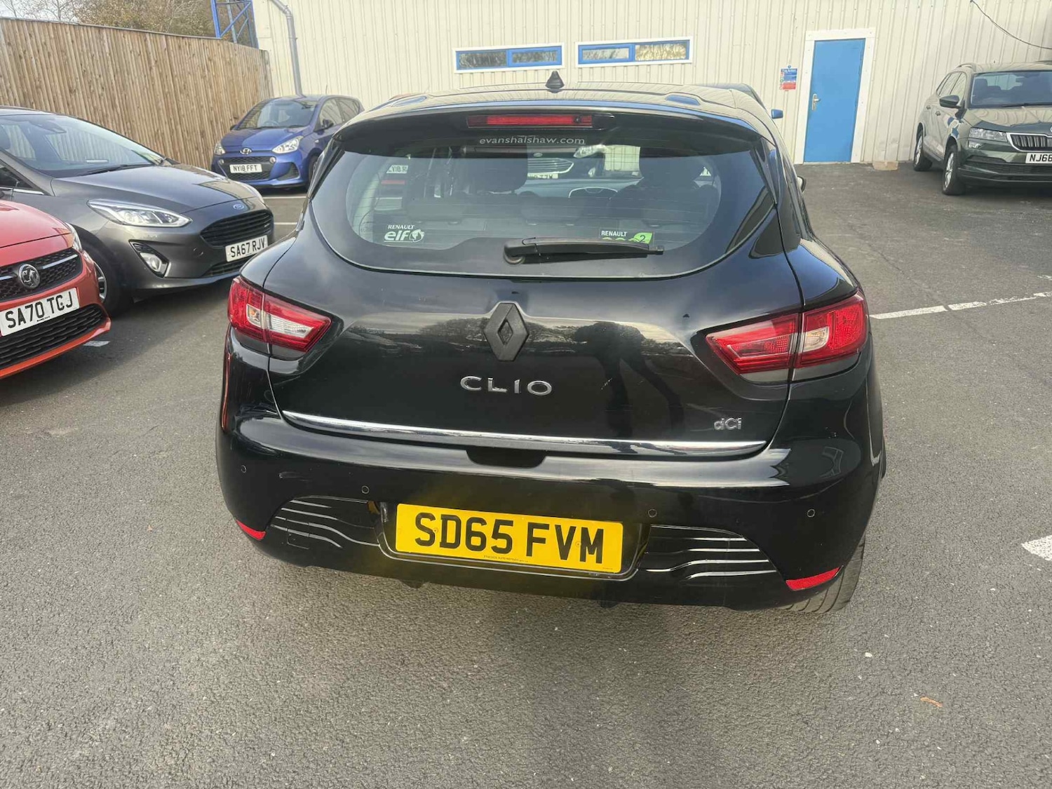 Used Renault Clio 2015 for sale - 76520865: Photo 6
