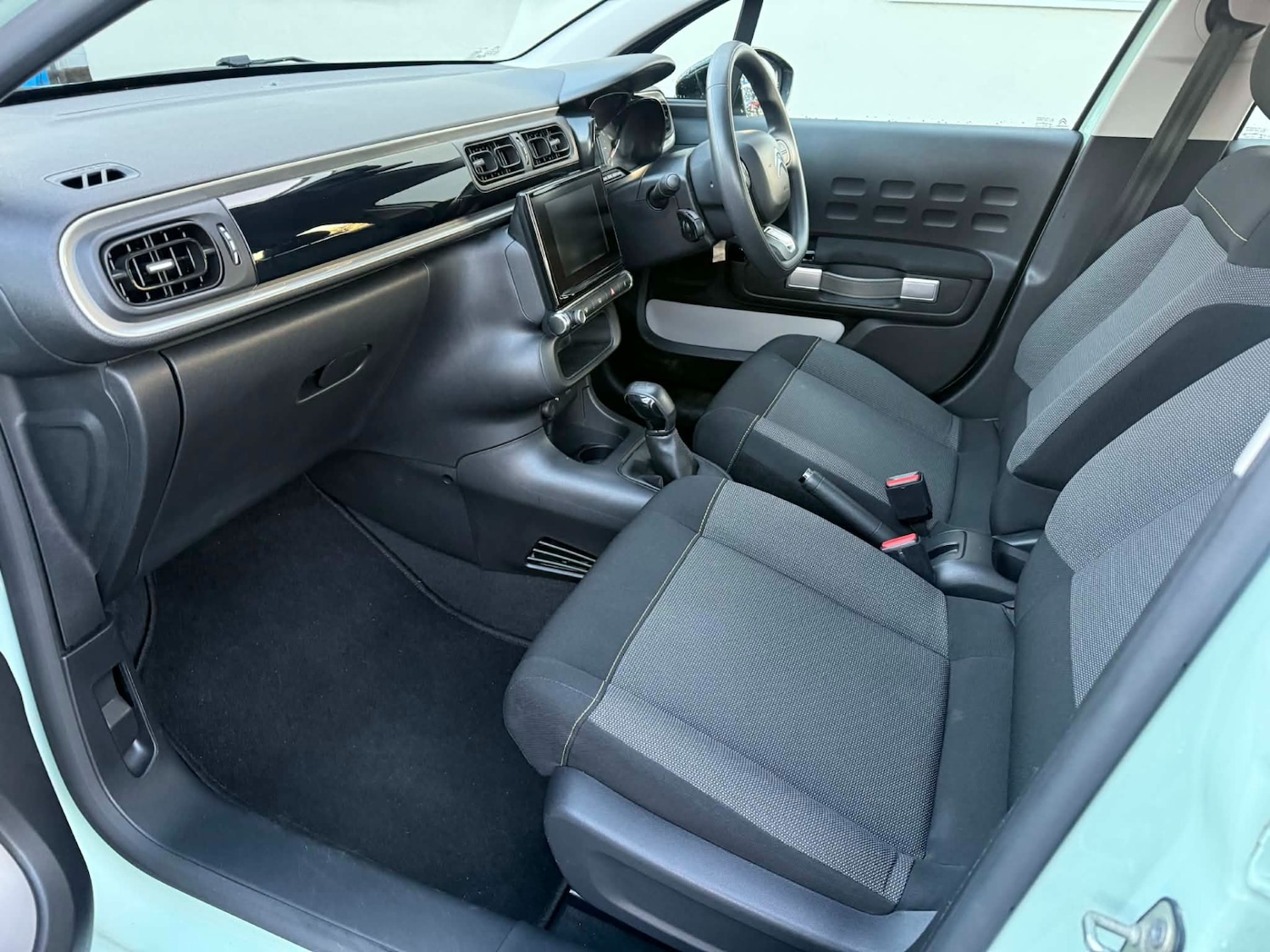 Used Citroen C3 2018 for sale - 76749869: Photo 12