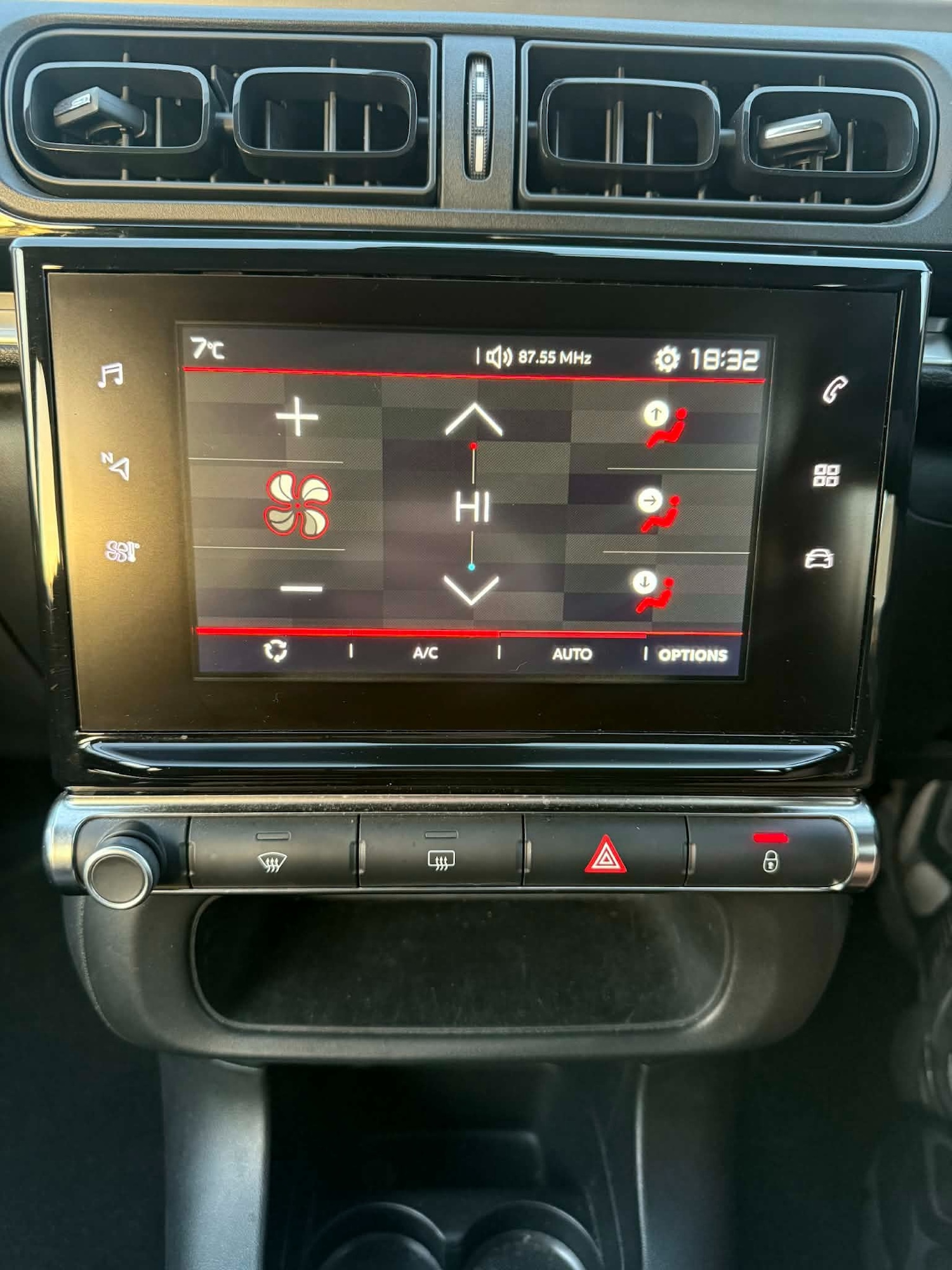 Used Citroen C3 2018 for sale - 76749869: Photo 14