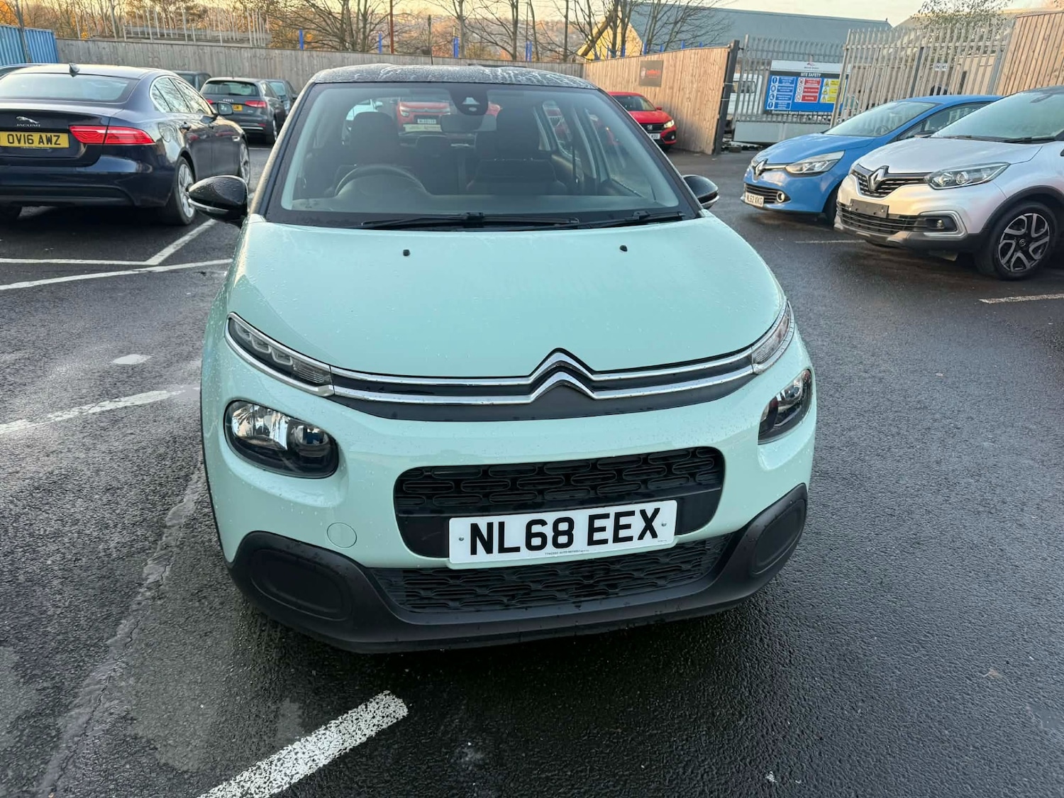 Used Citroen C3 2018 for sale - 76749869: Photo 2