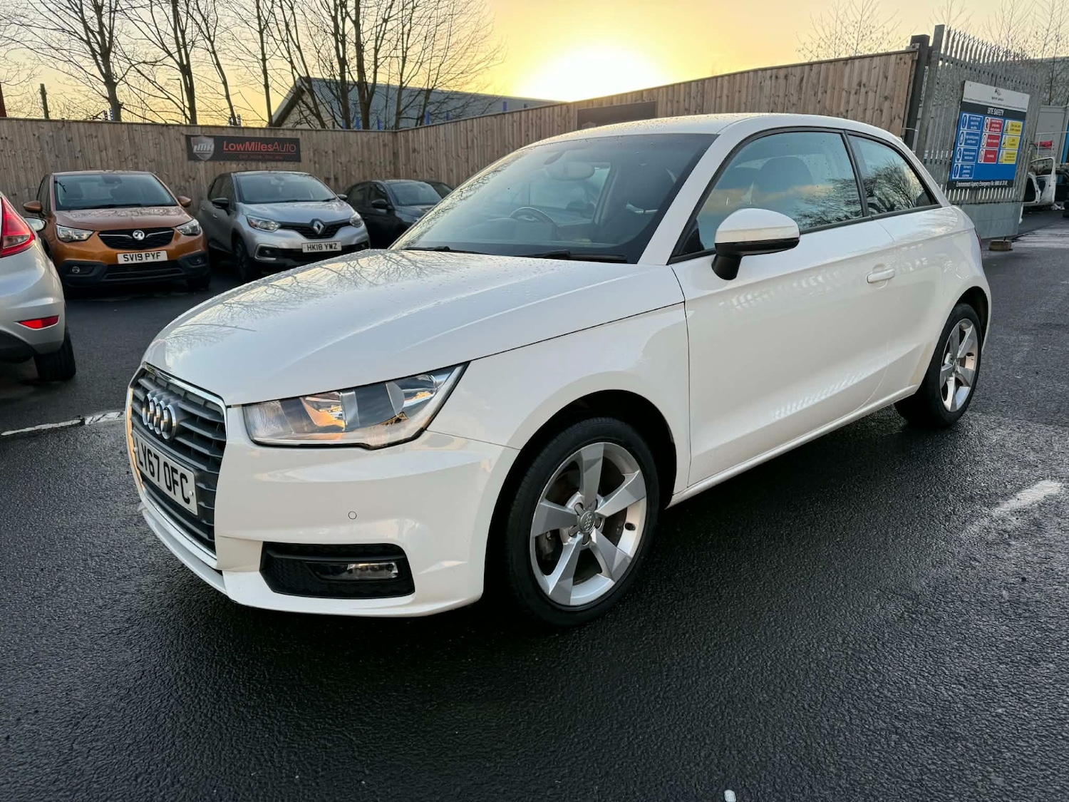 Used Audi A1 2017 for sale - 77637135: Photo 3