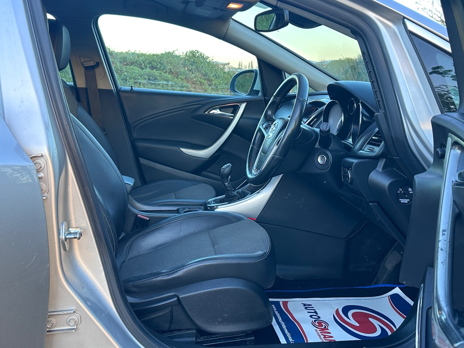 Used Vauxhall Astra 2010 for sale - 78109655: Photo 9