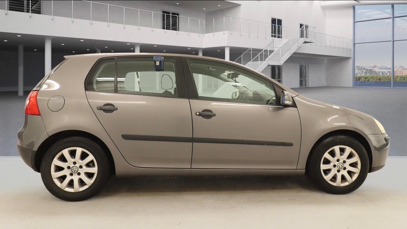 Used Volkswagen Golf 2005 for sale - 78108435: Photo 5