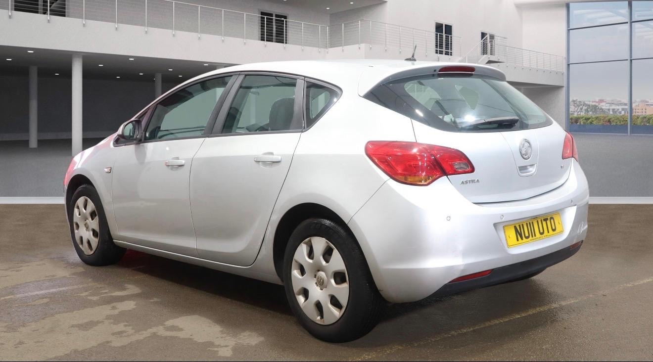 Used Vauxhall Astra 2011 for sale - 78108809: Photo 5