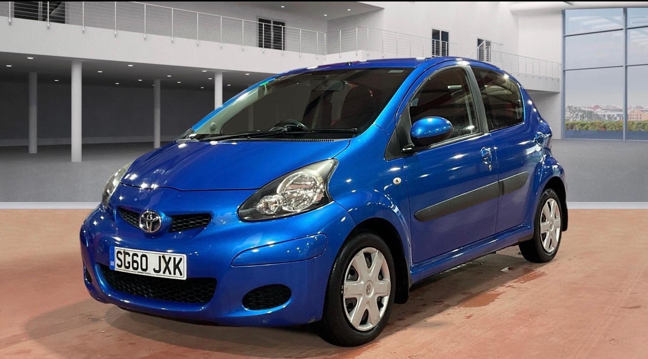 Used Toyota AYGO 2010 for sale - 78108823: Photo 2