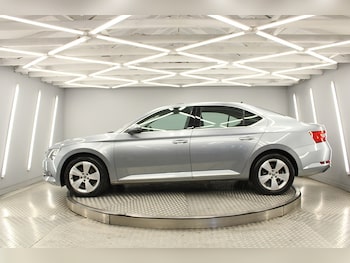Used Skoda Superb 2016 for sale - 75283690: Photo