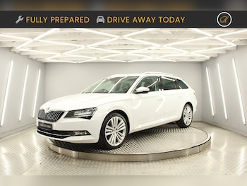 Used Skoda Superb 2015 for sale - 75556823: Photo