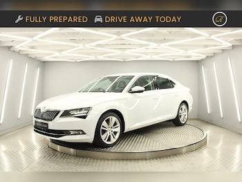 2016 - 2.0 TDI SE L Executive Hatchback 5dr Diesel DSG Auto 6Spd Euro 6 (s/s) (150