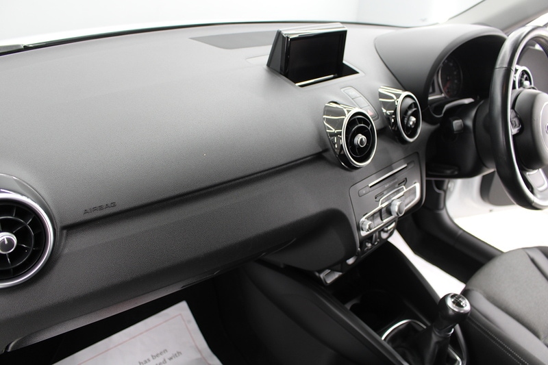 Used Audi A1 2017 for sale - 77014621: Photo 10