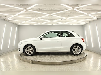 Used Audi A1 2017 for sale - 77014621: Photo