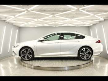 Used Vauxhall Insignia 2019 for sale - 75304412: Photo