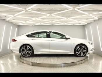 Used Vauxhall Insignia 2019 for sale - 75304412: Photo