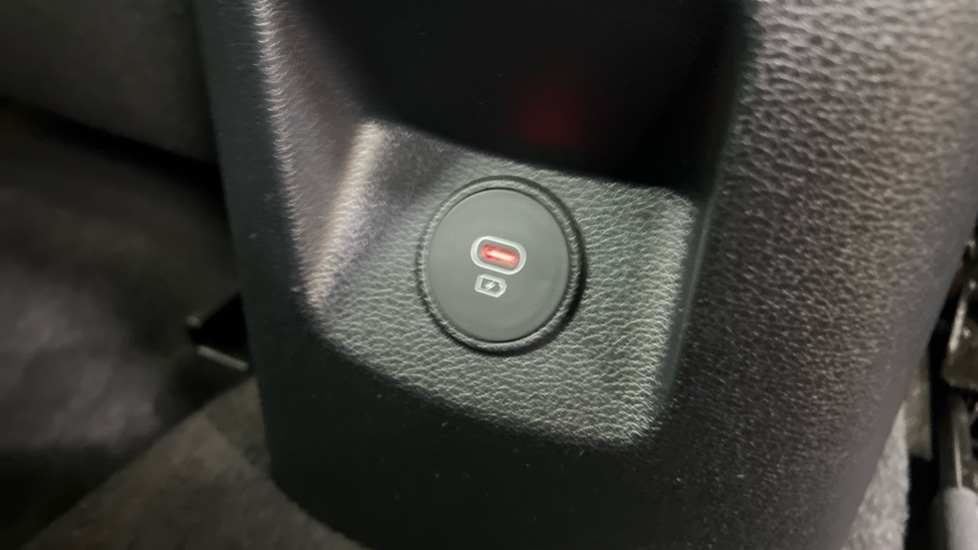 Used Kia Ceed 2025 for sale - 76869091: Photo 34