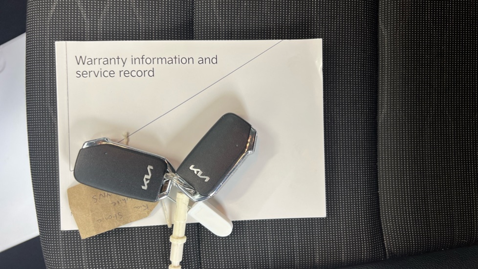 Used Kia Stonic 2023 for sale - 77934285: Photo 11