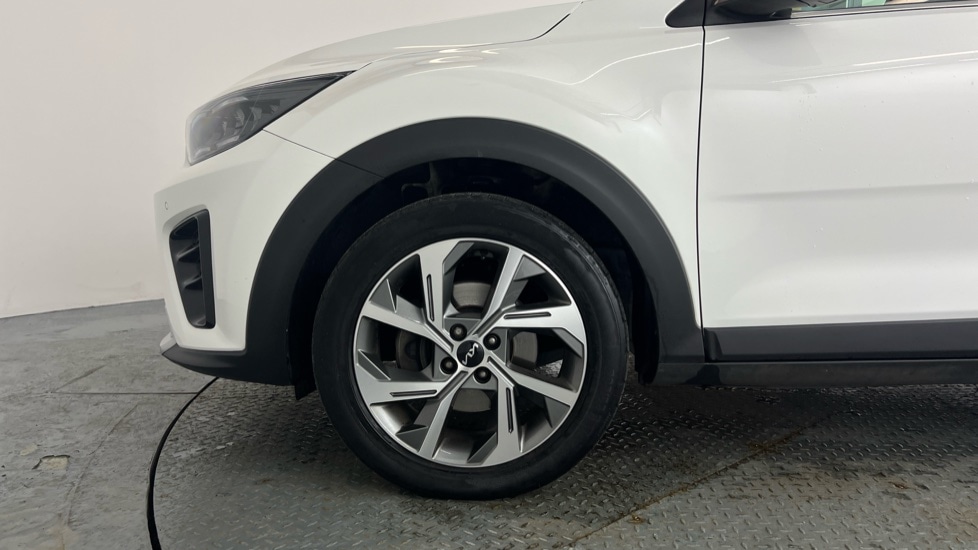 Used Kia Stonic 2023 for sale - 77934285: Photo 21