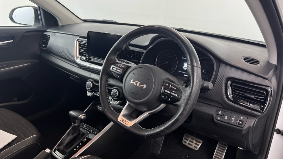 Used Kia Stonic 2023 for sale - 77934285: Photo 28