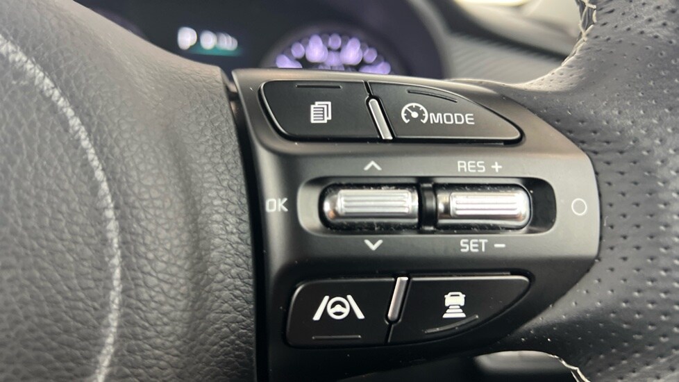 Used Kia Stonic 2023 for sale - 77934285: Photo 36