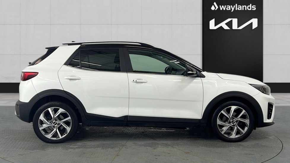 Used Kia Stonic 2023 for sale - 77934285: Photo 4