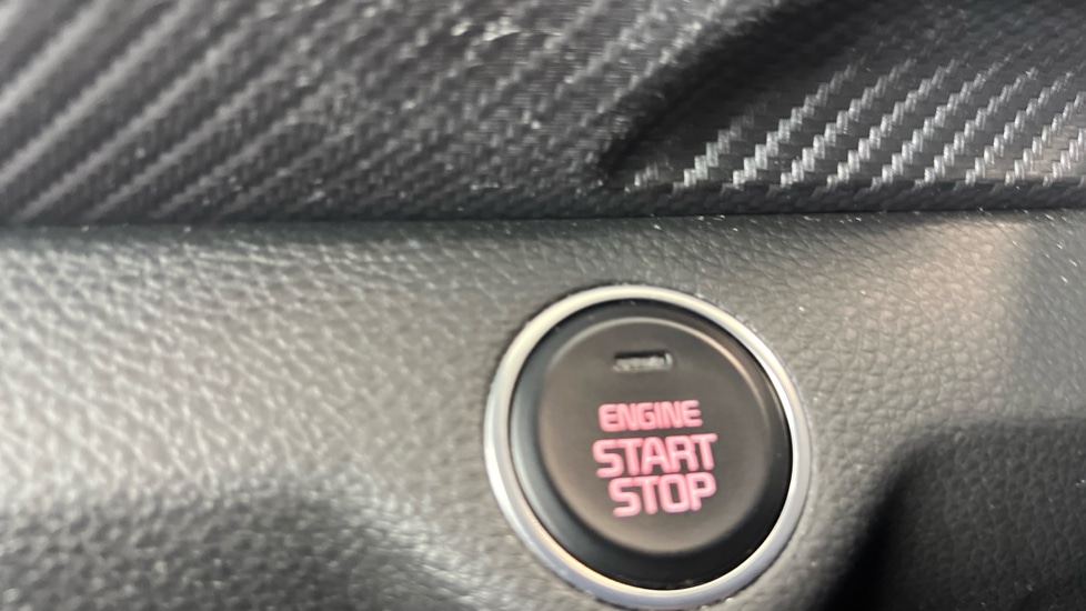 Used Kia Stonic 2023 for sale - 77934285: Photo 6