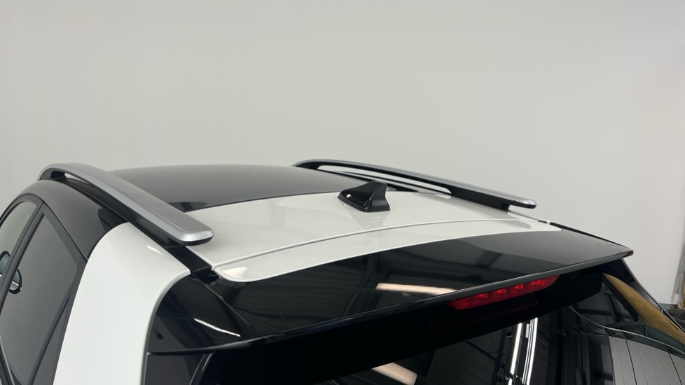 Used Kia Stonic 2023 for sale - 77600452: Photo 16