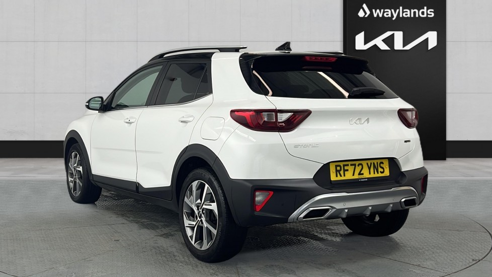 Used Kia Stonic 2023 for sale - 77600452: Photo 2