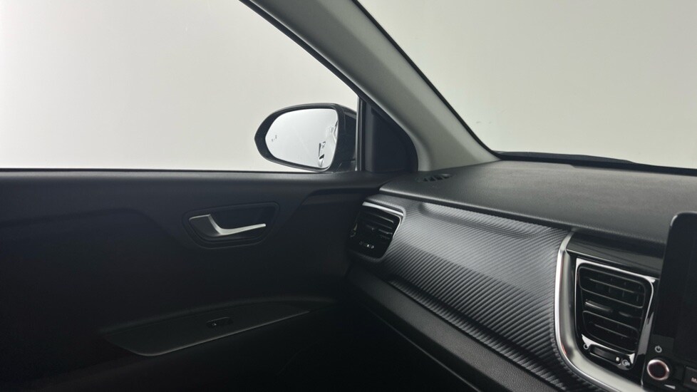 Used Kia Stonic 2025 for sale - 78137082: Photo 11