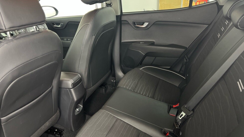 Used Kia Stonic 2025 for sale - 78137082: Photo 18