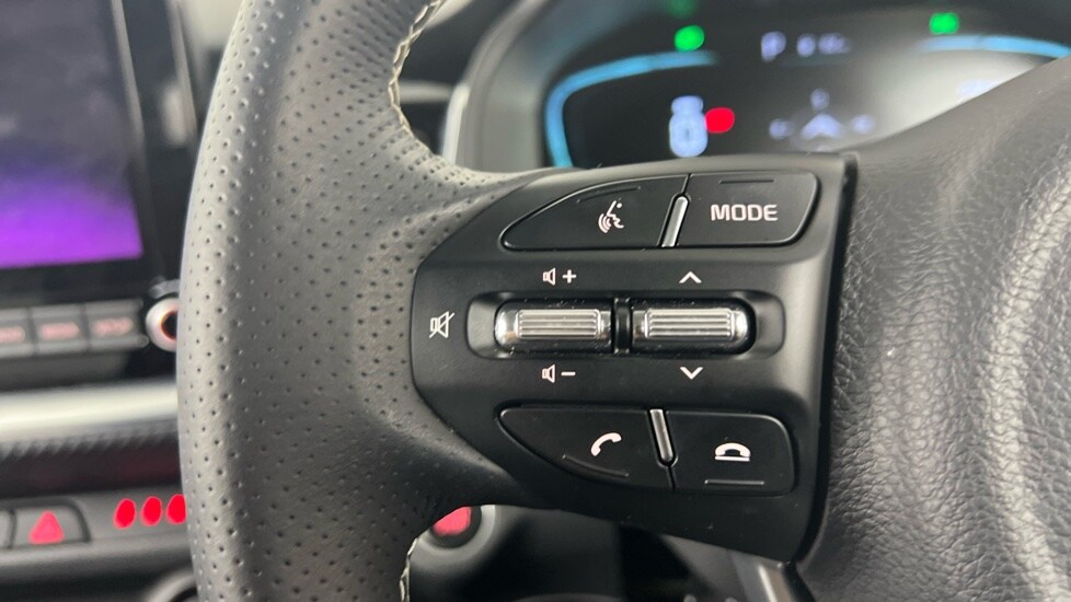 Used Kia Stonic 2025 for sale - 78137082: Photo 29