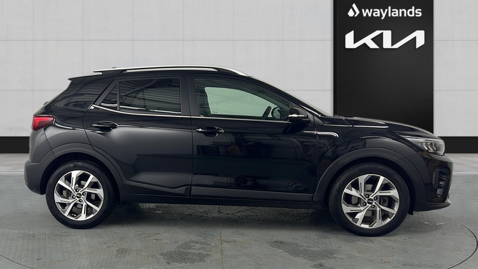 Used Kia Stonic 2025 for sale - 78137082: Photo 4