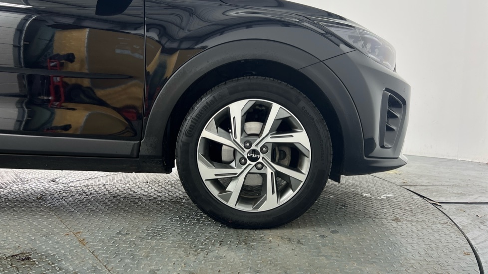 Used Kia Stonic 2025 for sale - 78137082: Photo 5