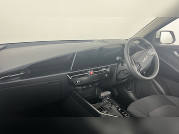 Used Kia Niro 2025 for sale - 79182027: Photo