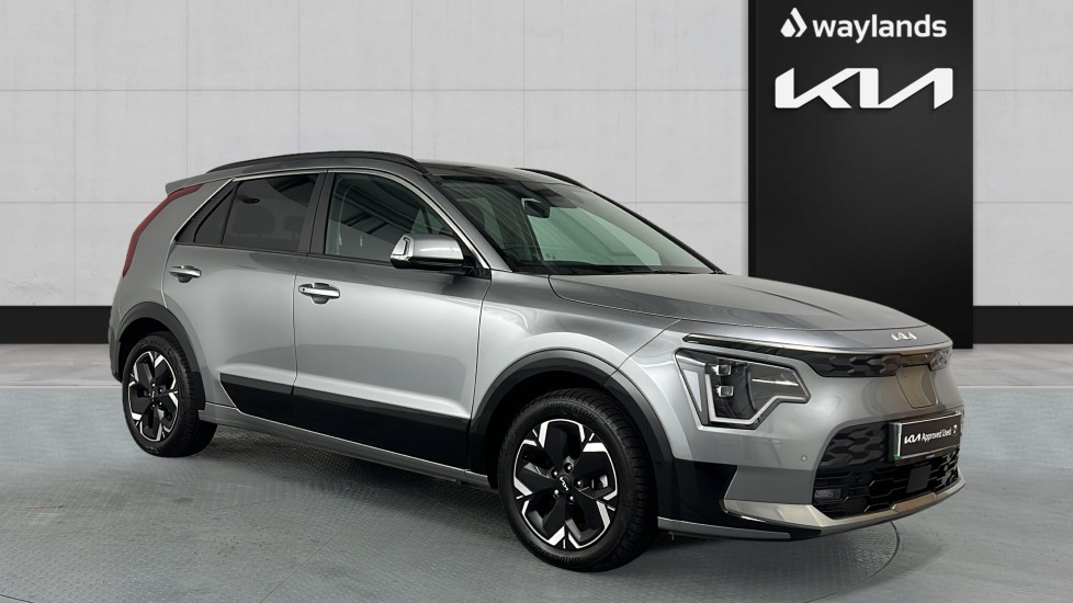 Used Kia Niro 2023 for sale - 76869889: Photo 1