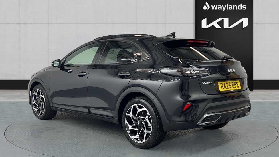 Used Kia XCeed 2025 for sale - 76375485: Photo 2