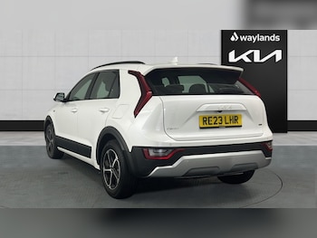 Used Kia Niro 2023 for sale - 78103008: Photo