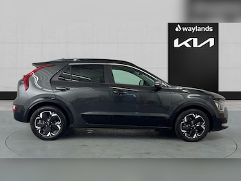 Used Kia Niro 2023 for sale - 77178120: Photo