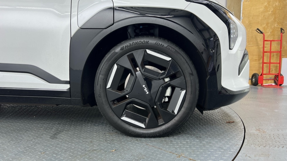 Used Kia EV3 2025 for sale - 76519442: Photo 5