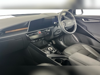 Used Kia Niro 2025 for sale - 79162010: Photo