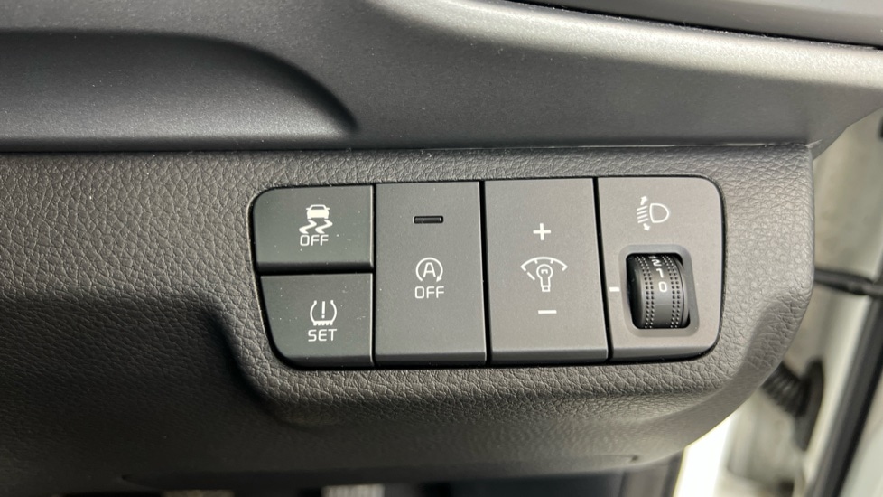 Used Kia Stonic 2020 for sale - 76888708: Photo 23