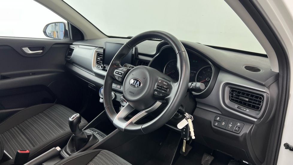 Used Kia Stonic 2020 for sale - 76888708: Photo 33