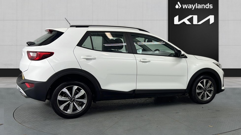 Used Kia Stonic 2020 for sale - 76888708: Photo 4