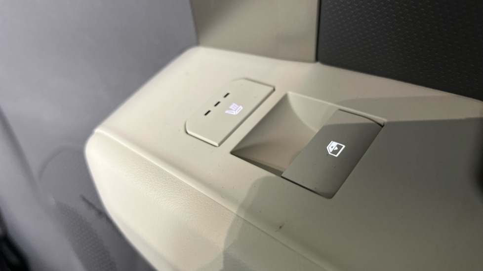 Used Kia EV3 2025 for sale - 77614397: Photo 30