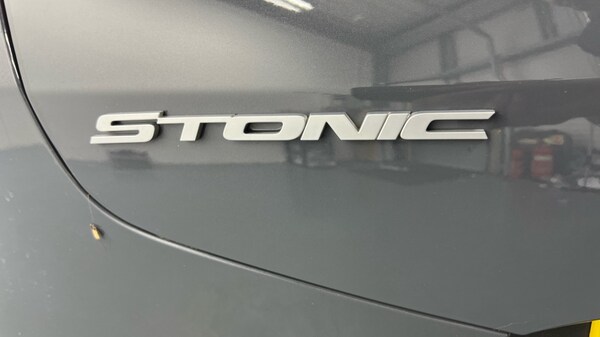 Used Kia Stonic 2023 for sale - 76008132: Photo 31