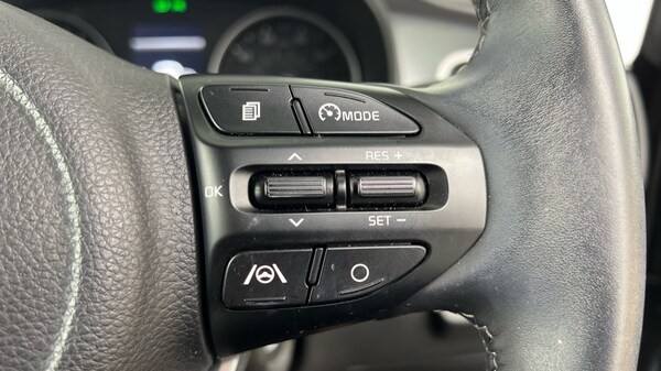 Used Kia Stonic 2023 for sale - 76229145: Photo 14