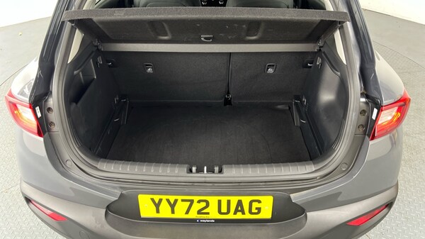 Used Kia Stonic 2023 for sale - 76229145: Photo 26