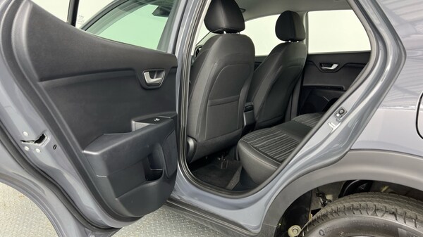 Used Kia Stonic 2023 for sale - 76229145: Photo 27