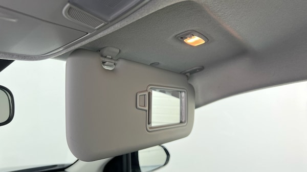 Used Kia Stonic 2023 for sale - 76229145: Photo 37