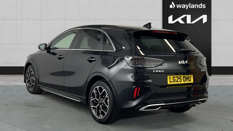 Used Kia Ceed 2025 for sale - 77786082: Photo 2